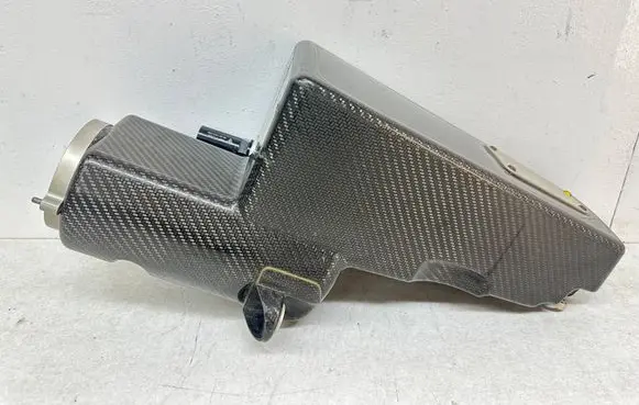 Porsche 918 Air filter box cover 9R610701500 9R6.107.015.00