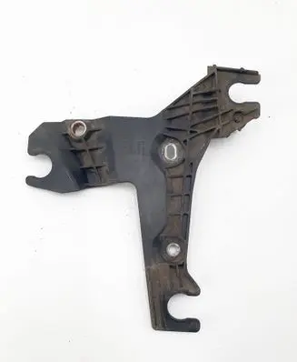 Volvo S60 Air filter cleaner box bracket assembly 30636575