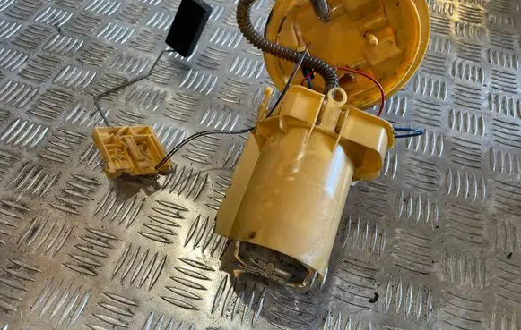Opel Vectra C In-tank fuel pump 40028041