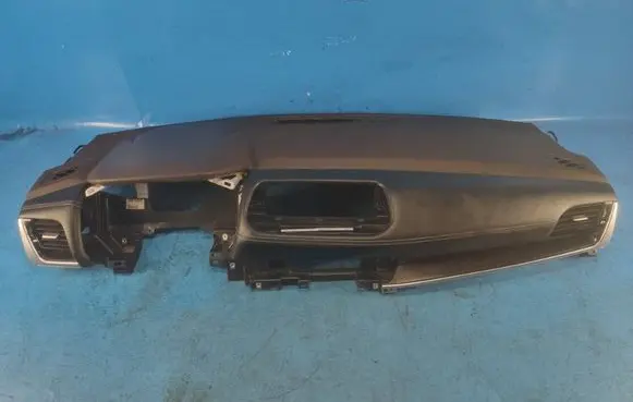 Nissan X-Trail T33 Glove box central console 682006RB0A