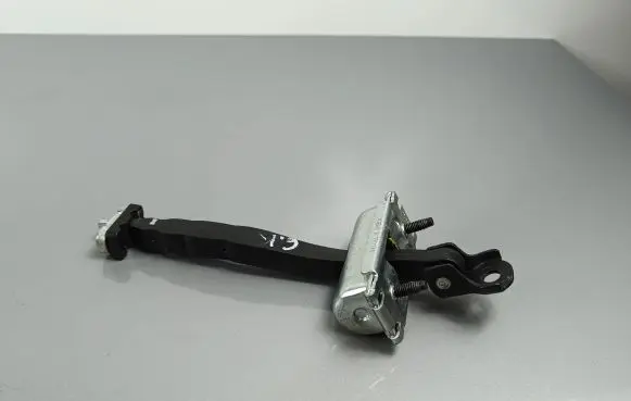 Jeep Cherokee Rear door check strap stopper