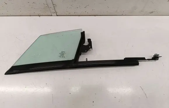 Mercedes-Benz EQE v295 Front door vent window glass four-door 43R010485 A2957201800