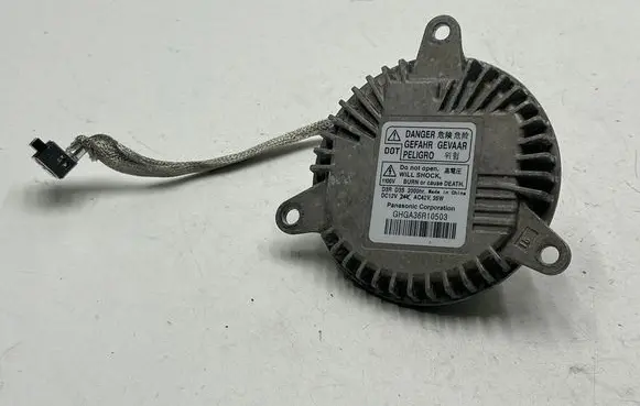 Chevrolet Camaro Xenon control unit/module D3RD3S2000 GHRA36R10503
