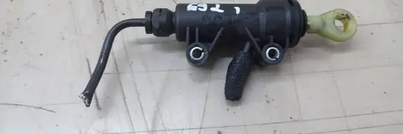Clutch master cylinder