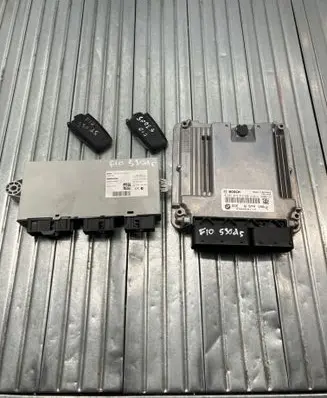 BMW 5 F10 F11 Engine ECU kit and lock set 8574100 0281019814 030068112