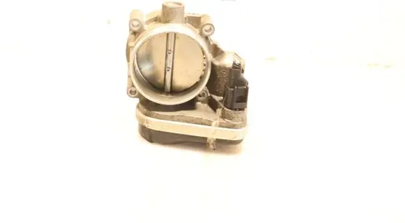 BMW 5 E60 E61 Throttle body valve 