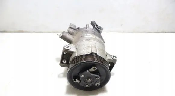 Volkswagen PASSAT B6 Air conditioning (A/C) compressor (pump) 89211