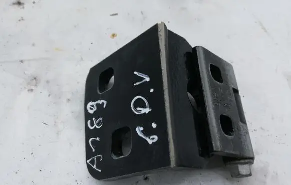 BMW X3 E83 Rear door upper hinge 3402820