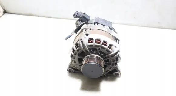 Peugeot 208 Generator/alternator 2625767-A