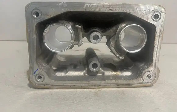 BMW 3 GT F34 Other cylinder head part 7605104 24400516