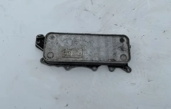 Engine oil radiator