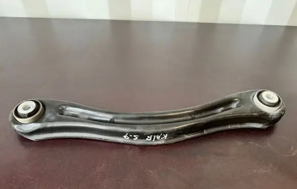 Dodge Durango Rear control arm