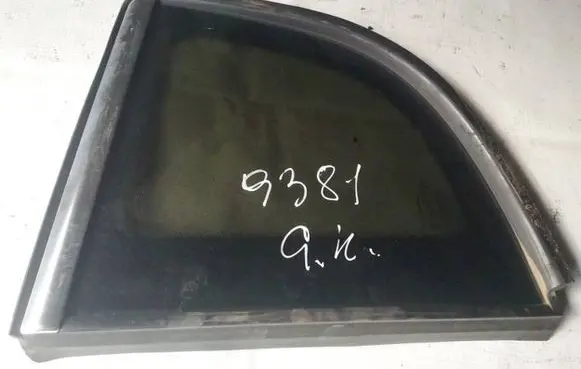 Peugeot 3008 I Rear side window as2