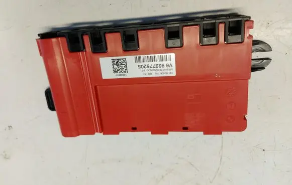 BMW 2 F22 F23 Battery relay fuse 922775205