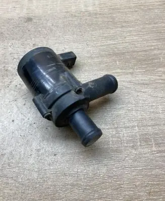 Volkswagen Touareg I Electric auxiliary coolant/water pump 7L0965561