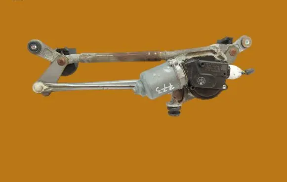 Toyota Yaris Front wiper linkage and motor 851100D080