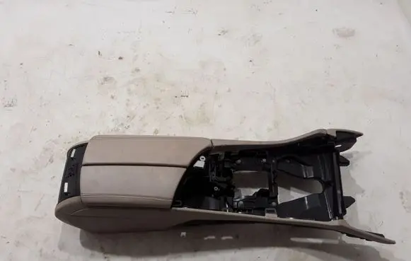 BMW 5 F10 F11 Armrest 9277261