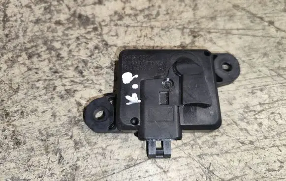 Opel Zafira A Airbag deployment crash/impact sensor 09133263 TGS1362818G