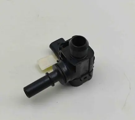 Jeep Avenger Engine mount vacuum valve 9824452280