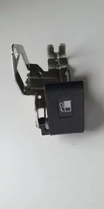 Honda CR-V Fuel tank opening switch 