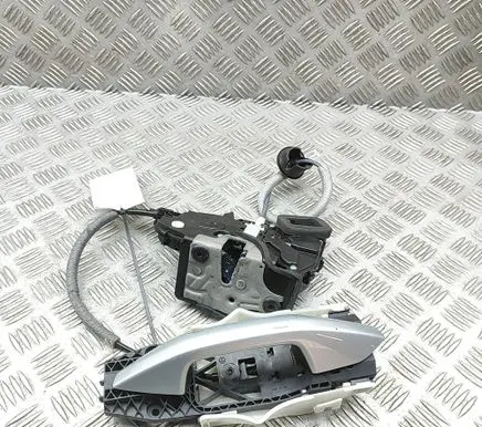 Skoda Kodiaq II Rear door lock 3J0839016A 8V0839885