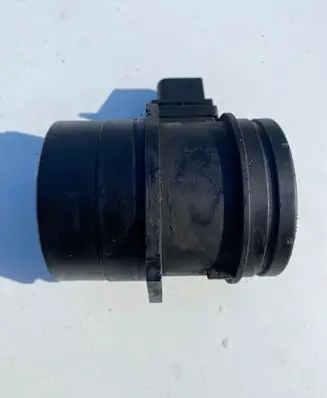 BMW 7 E65 E66 Mass air flow meter 028100567