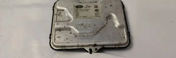 Jaguar XE Voltage converter/converter module 195979-00AC