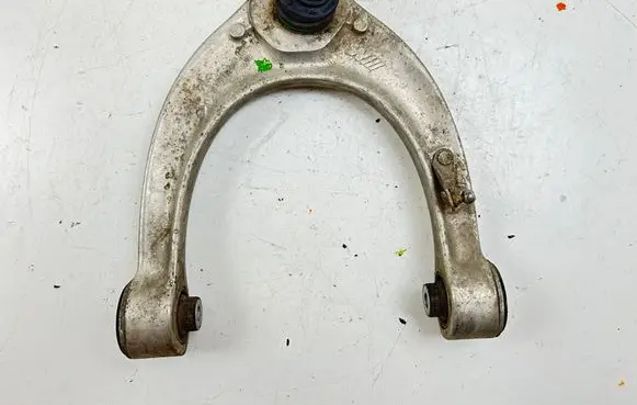 BMW M5 Front control arm AW6082