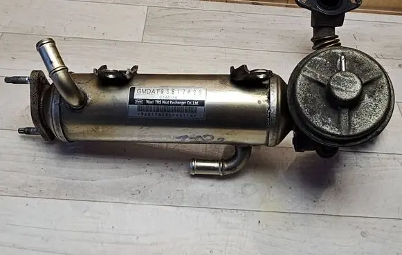 Opel Antara EGR valve cooler 96817829 C146114