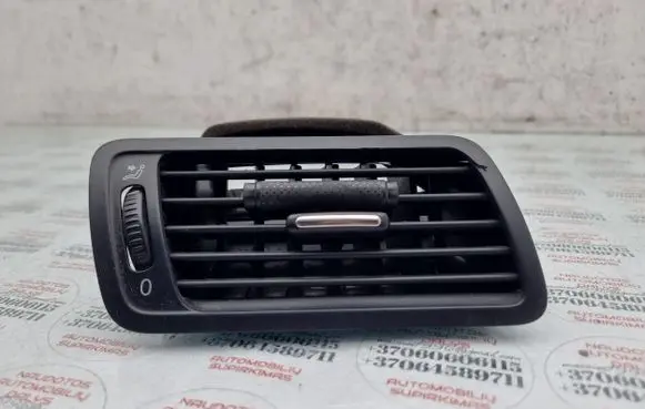 Volkswagen PASSAT B6 Dashboard side air vent grill/cover trim 3C1819702E