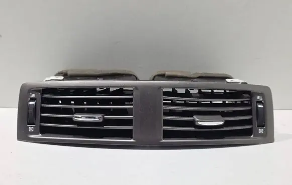 Lexus IS 220D-250-350 Dash center air vent grill 5567053010