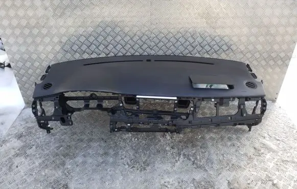 KIA Stonic Dashboard 84711H8AA0
