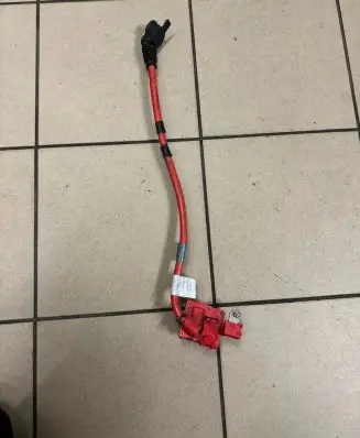 BMW 7 F01 F02 F03 F04 Positive cable (battery) 9217033 9217032 5A040025