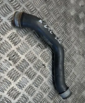 Mercedes-Benz E W212 Engine coolant pipe/hose A2125011782 123607 5667065A