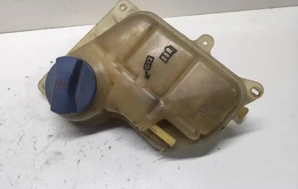 Audi A6 S6 C5 4B Coolant expansion tank/reservoir 8D0121403L
