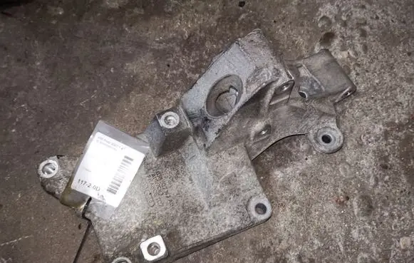 Skoda Fabia Mk2 (5J) Generator/alternator bracket 038903143AG