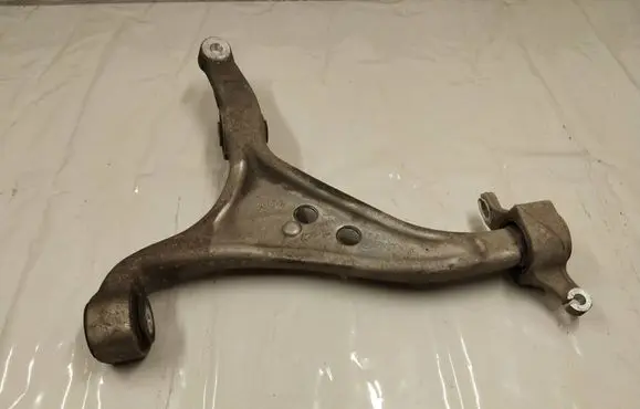 Mercedes-Benz GL X166 Front lower control arm/wishbone 16604