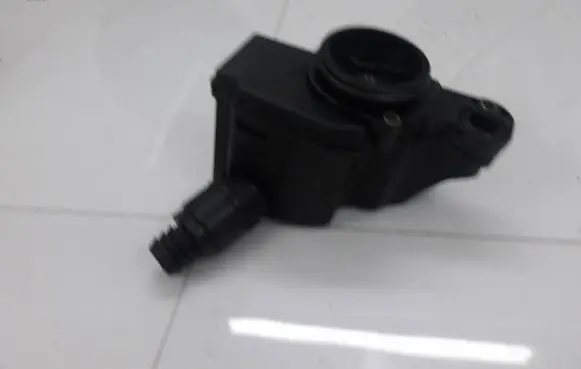 Volkswagen Polo IV 9N3 Breather/breather pipe/hose 036103464G