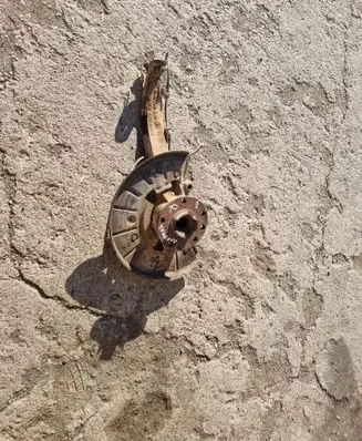 Volkswagen Touareg I Front wheel hub 7L0407258A