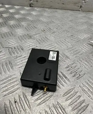 Antenna control unit