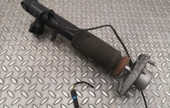 BMW X5 F15 Rear shock absorber/damper 6875087