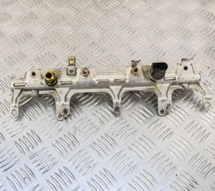 Volkswagen PASSAT CC Fuel main line pipe 06J133317G 06J906051B