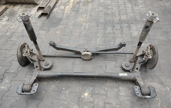 Opel Astra J Rear axle beam 