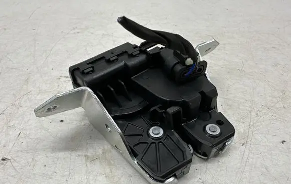 Mercedes-Benz CLA C118 X118 Tailgate/trunk/boot lock/catch/latch