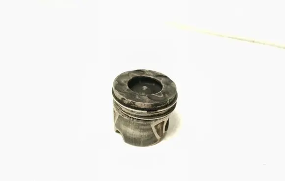 Mercedes-Benz CLA C117 X117 W117 Piston A6510301117