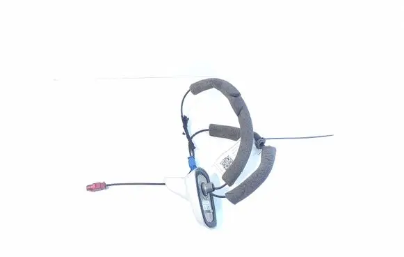 Audi A8 S8 D3 4E Aerial GPS antenna 4E0035503R