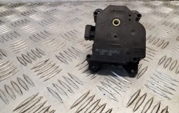Toyota Auris E180 Air flap motor/actuator 1138002810