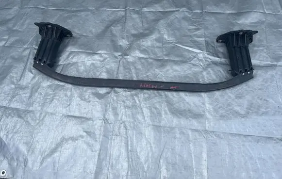 Jeep Renegade Front bumper support beam 