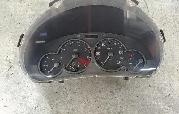 Peugeot 206 Speedometer (instrument cluster) 9643402280