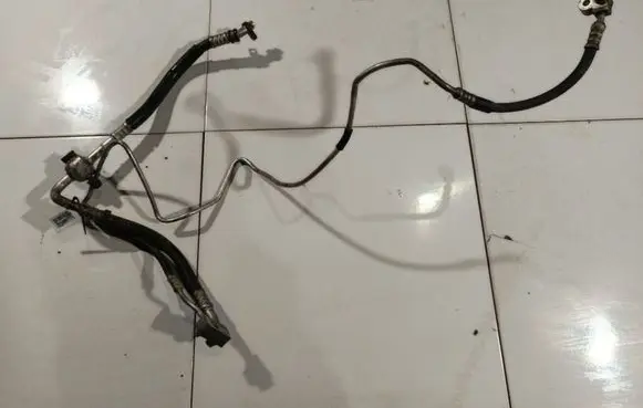 Opel Zafira A Air conditioning (A/C) pipe/hose 